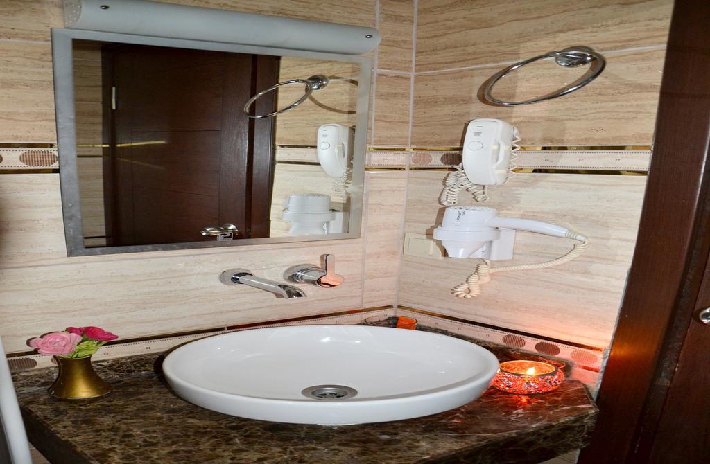 Elysion Hotel Istanbul Exteriör bild